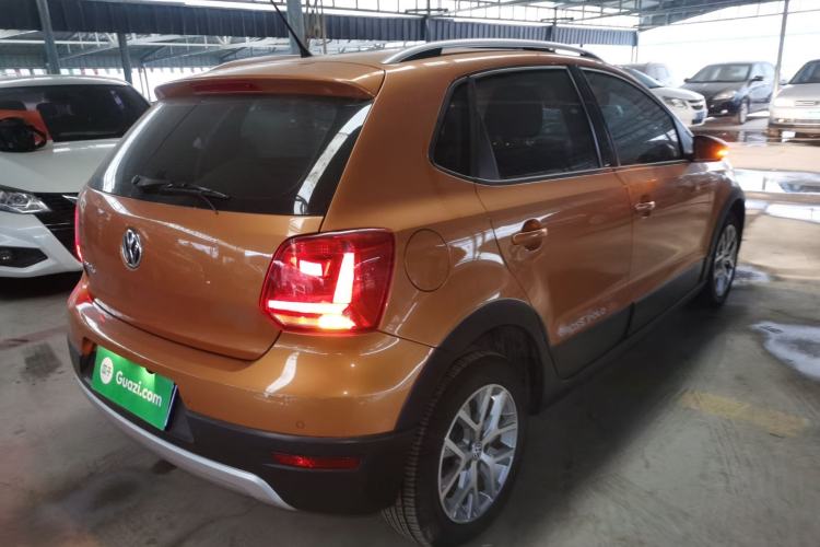 Used Volkswagen Polo 2018 1.5L Cross Polo Automatic
