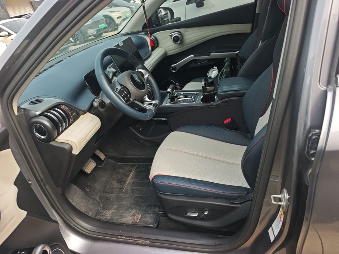 BYD Yuan PLUS 2022 510 km Luxury Version — снимка 17