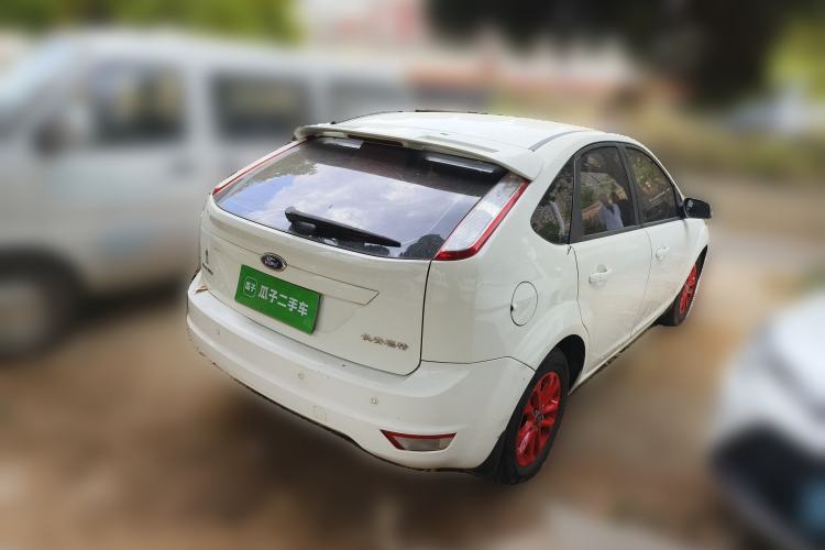 Used Ford Focus 2013 Hatchback Classic 1.8L Automatic Base Model
