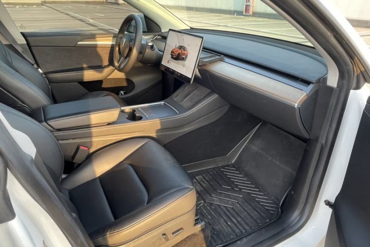 Used Tesla Model Y 2022 Rear-Wheel-Drive Version