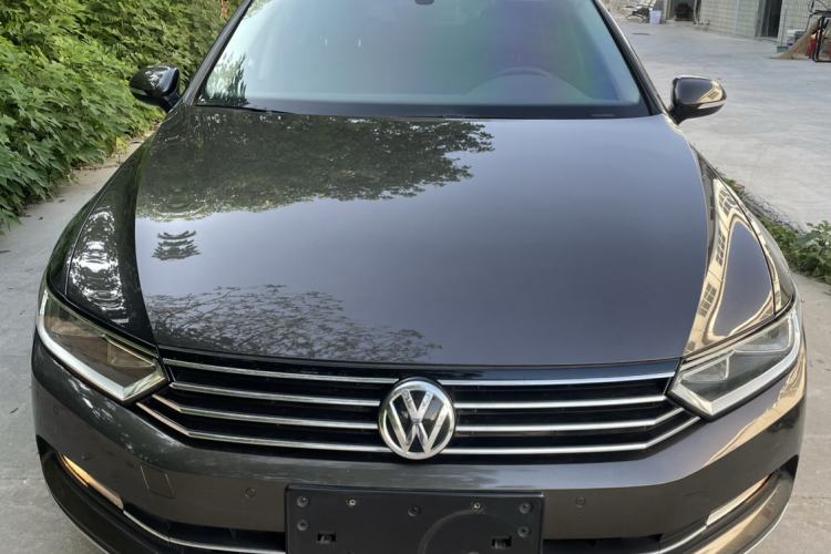 Used Volkswagen Variant 2018 380TSI Two-Wheel Drive Comfort Edition