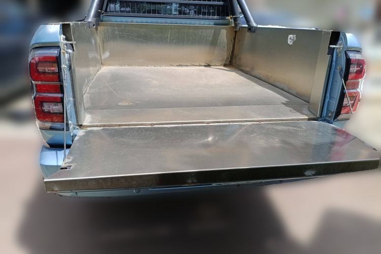 Used Great Wall King Kong Poer 2022 2.0T Manual Diesel Two-Wheel Drive Elite Version Long Bed Flatbed – GW4D20M
