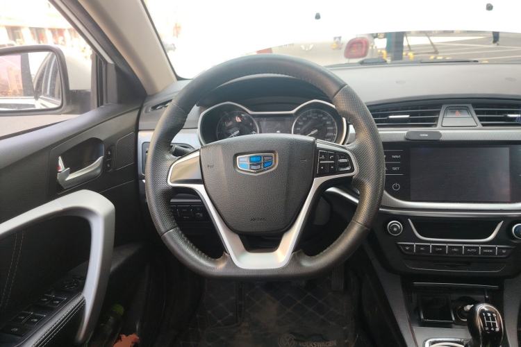 Used Geely Auto Emgrand 2017 Sedan Million Edition 1.5L Manual Upward Connect Version Steering Wheel