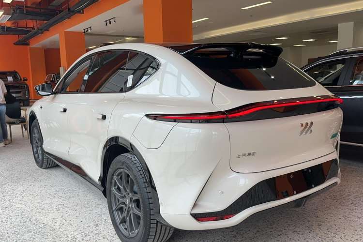 Used IM LS7 2024 90 kWh Max Elite Rear-Drive Version Exterior 4