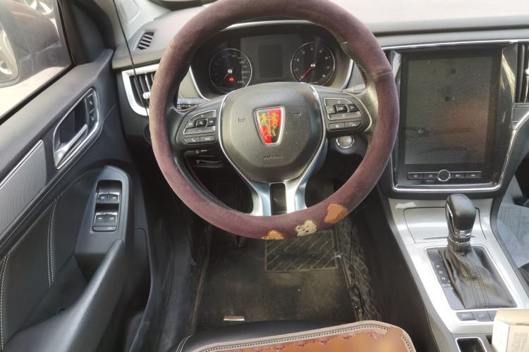 Used Roewe RX5 2019 20T Two-Wheel Drive Automatic 4G Connected Platinum Edition
