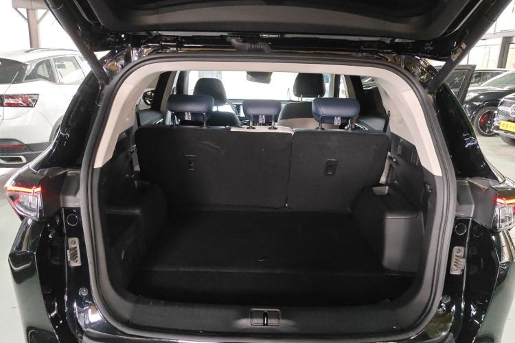 Used JETOUR Shanhai L7 2024 1.5T 120km MAX 5-Seater Trunk