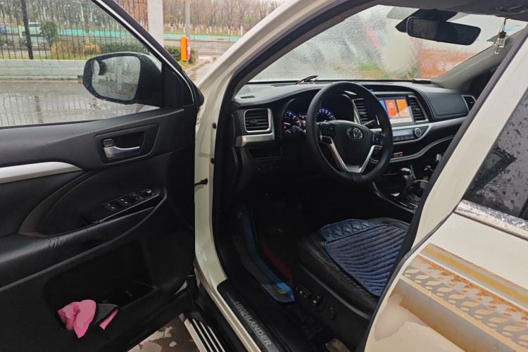 Used Toyota Highlander 2018 2.0T Four-Wheel Drive Luxury Edition 7 Seats China V Emission Standard
