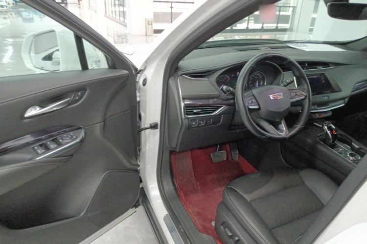 Used Cadillac XT4 2021 28T Two-Wheel Drive Tech Edition