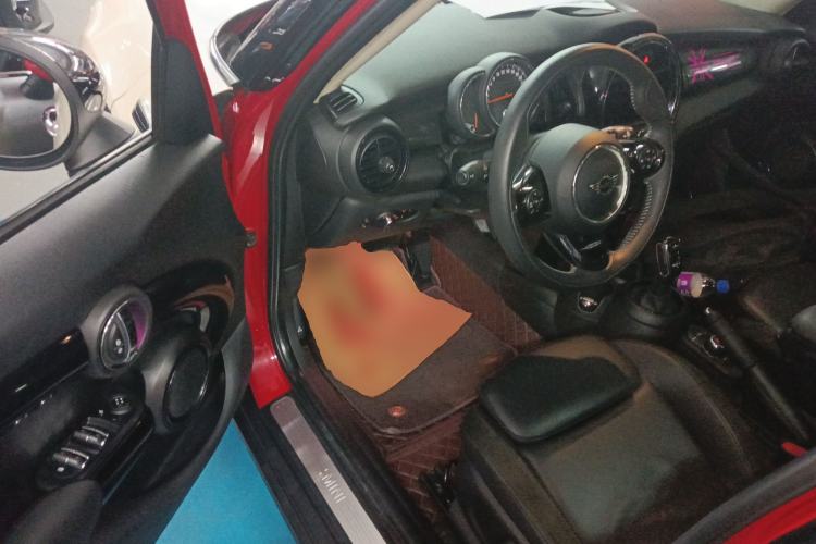 Used MINI MINI 2019 1.5T COOPER Artist Five-Door Edition
