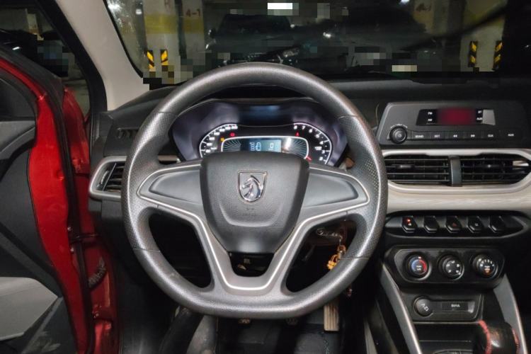 Used Baojun 510 2019 1.5L Manual Jingxiang Model 73kW China VI Emission Standard Steering Wheel