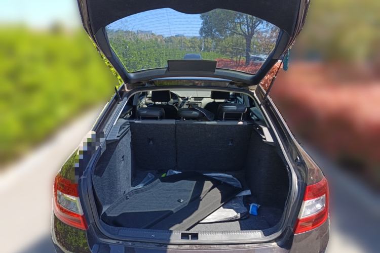 Used Skoda Octavia 2016 1.6L Automatic Chuanxing Edition Trunk