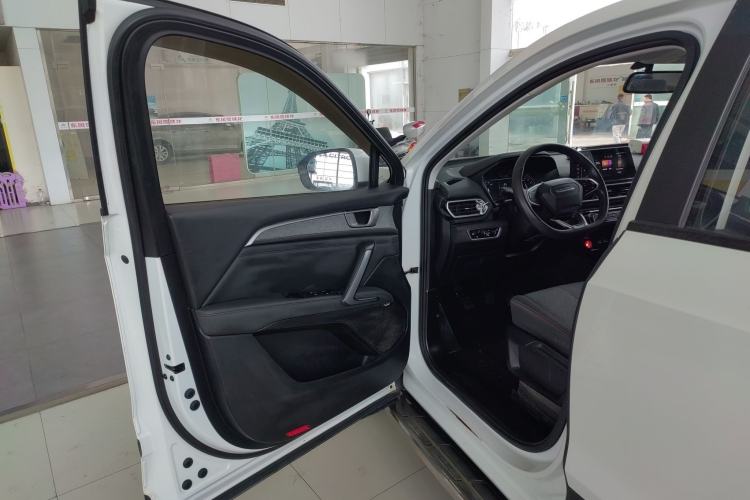 Used Baojun RS-5 2019 1.5T Manual Super Connectivity Version China VI Driver Seat