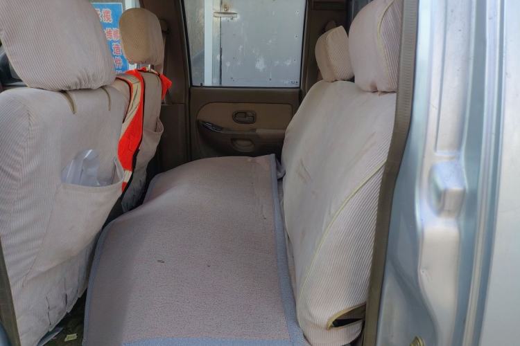 Used JMC Baodian 2013 2.8T Two-Wheel-Drive Diesel Luxury Fashion Edition