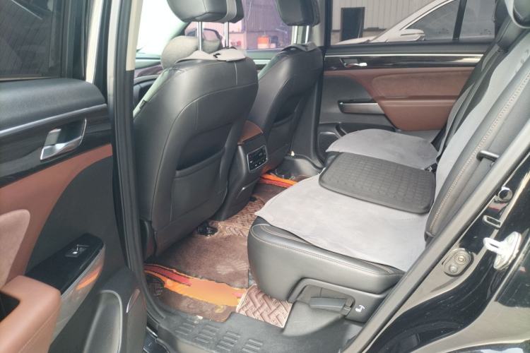 Used GAC Trumpchi GS8 2017 320T Four-Wheel Drive Luxury Smart Connectivity Version (7 Seats) Left Rear Seat