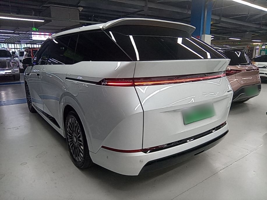 XPeng X9 2026 Model—Range-Extended Version 1602 Ultra — снимка 4