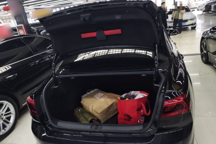 Used Volkswagen Magotan 2020 330TSI DSG Luxury Edition Trunk