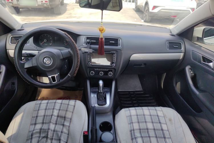Used Volkswagen Sagitar 2014 Revised Version 1.6L Automatic Leading Edition