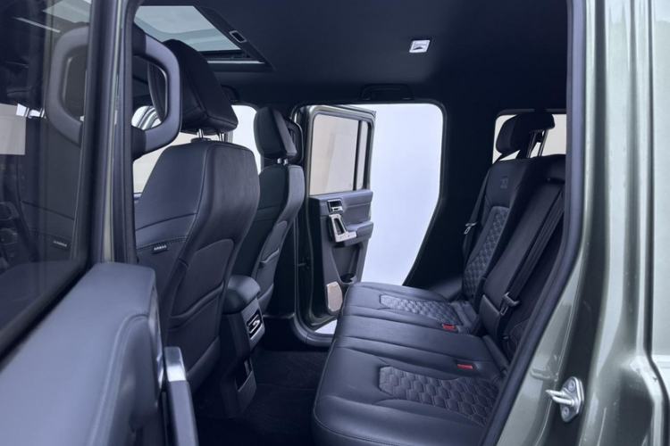 Used 212 T01 2024 2.0T Explorer