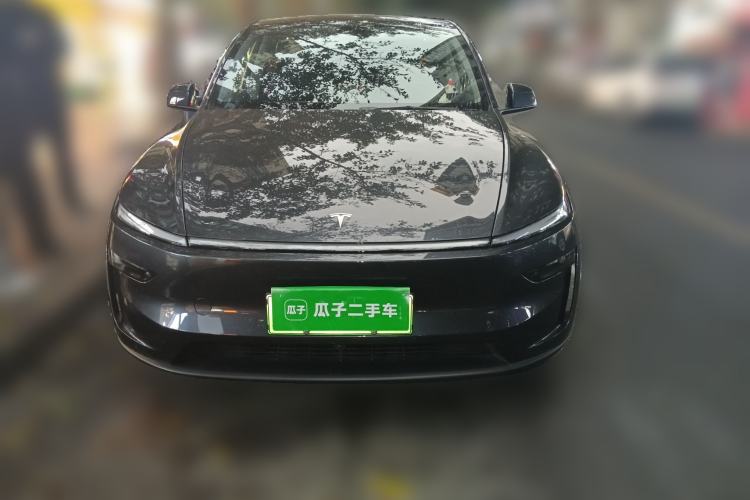 Used Tesla Model Y 2025 Rear-Wheel-Drive Version