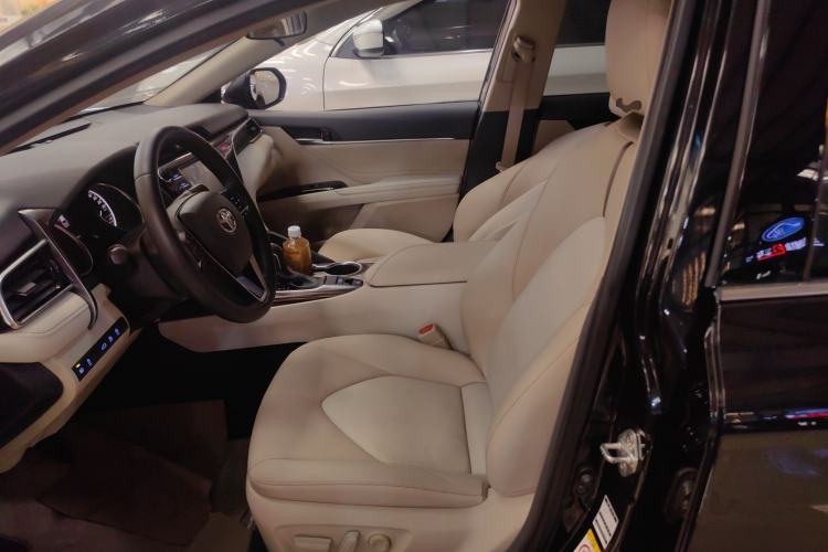 Used Toyota Camry 2018 2.0G Luxury Edition Left Front Seat