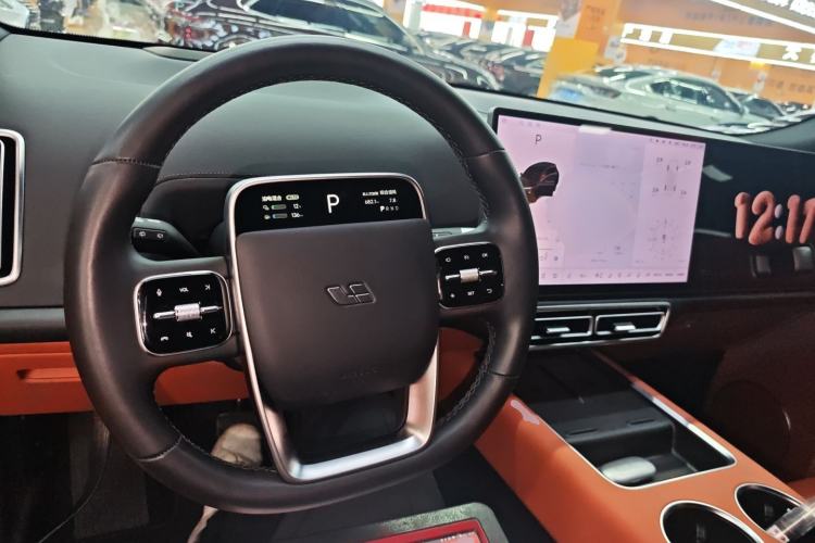 Used Li Auto L8 2023 Pro Model
