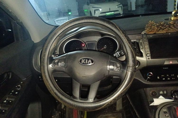 Used Kia Sportage R 2015 2.0L Automatic Two-Wheel Drive GLS Steering Wheel