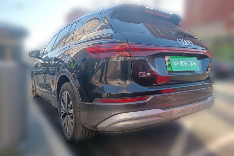 Used Audi Q5 e-tron 2023 40 e-tron Shining Edition Brocade Suit