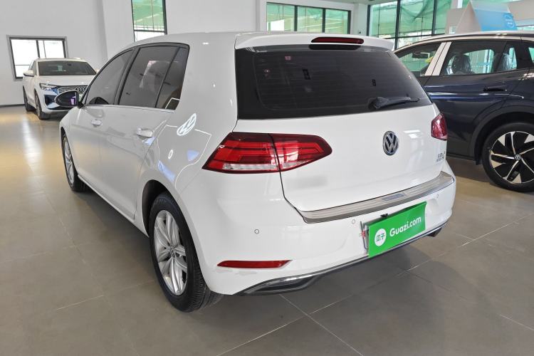 Used Volkswagen Golf 2018 230TSI Automatic Comfort Model
