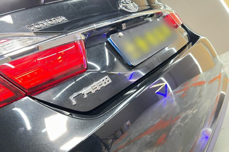 Used Toyota Camry 2016 2.0G 10th Anniversary Leading Edition
