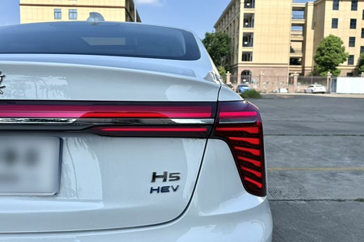 Used Hongqi H5 2023 1.5T HEV Smart Connect Flagship Edition Exterior 7