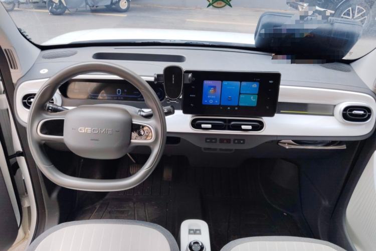 Used Geely Galaxy Panda 2025 210 km – Yuanqi Bear
