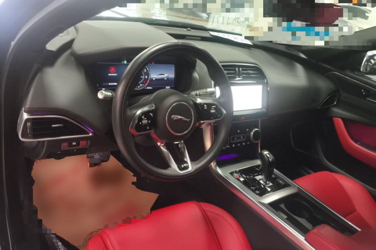 Used Jaguar XEL 2021 2.0T 250 PS R-DYNAMIC S Advanced Sport Edition Center Console