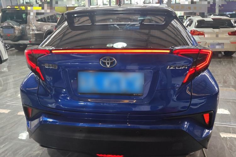 Used Toyota IZOA 2021 Dual-Motor 2.0L Yi Xing Edition
