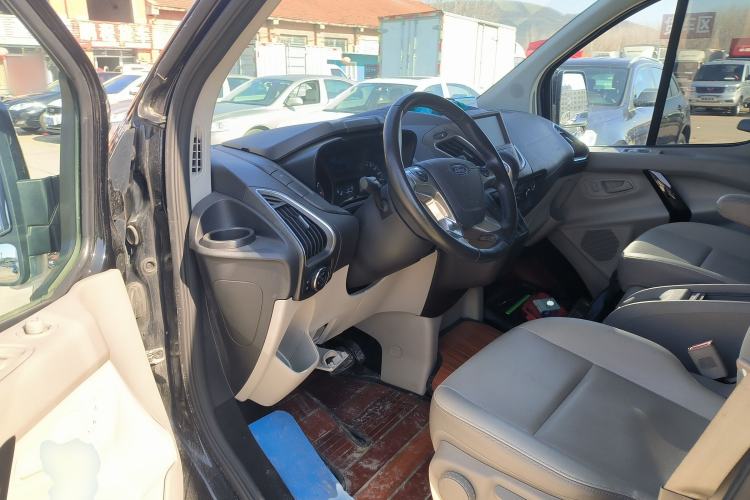 Used Ford Tourneo Custom 2020 2.0T Automatic Elite Edition China VI Standard
