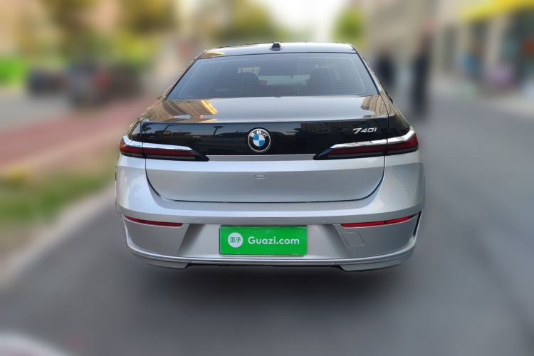 Used BMW 7 Series 2023 735Li Luxury Package Rear