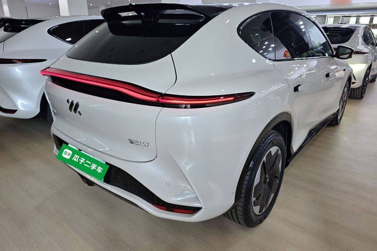 Used IM LS7 2023 90 kWh Elite All-Wheel-Drive Version