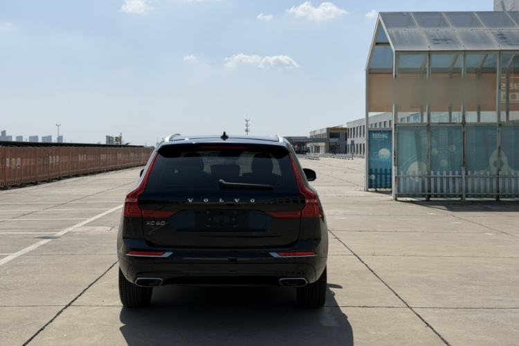 Used Volvo XC60 2019 T5 4x4 Smart Edition China VI Standard
