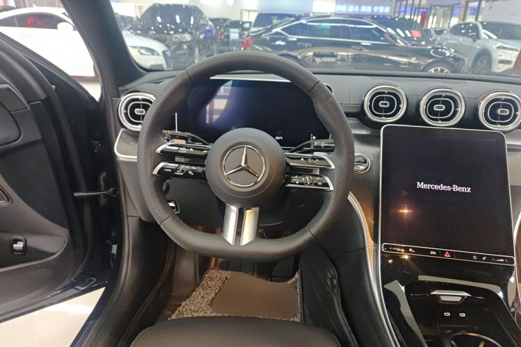 Used Mercedes-Benz C-Class 2024 Restyled C 260 L Sport Edition Steering Wheel