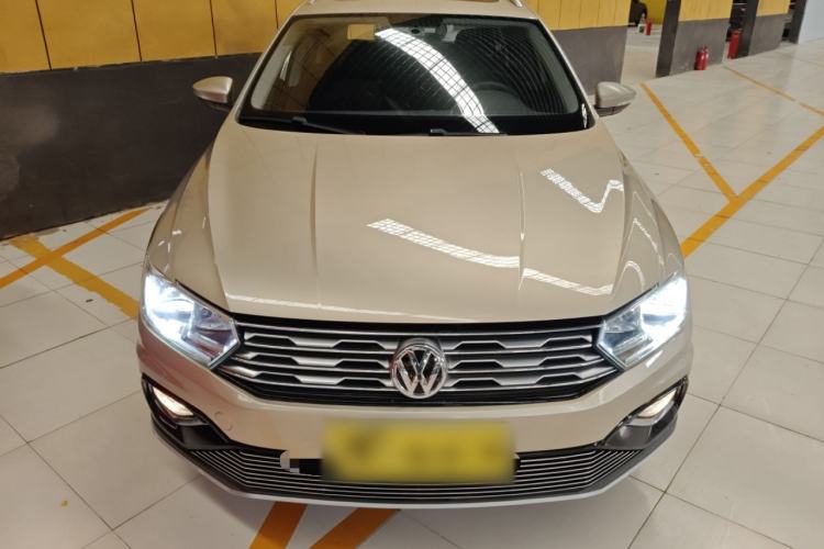 Used Volkswagen C-TREK 2017 1.6L Automatic Comfort Model Front