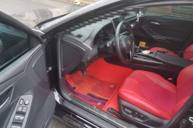 Used Toyota Avalon 2019 Dual-Engine 2.5L Luxury Edition China VI Standard