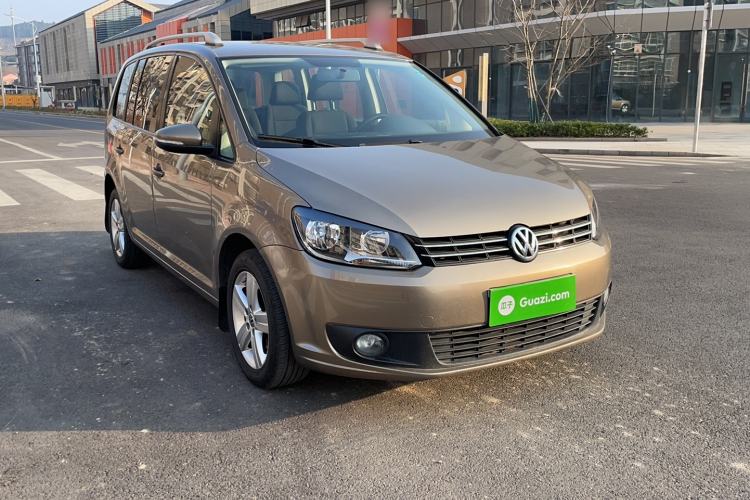 Used Volkswagen Touran 2015 1.4T Manual Fashion Edition 5-Seater