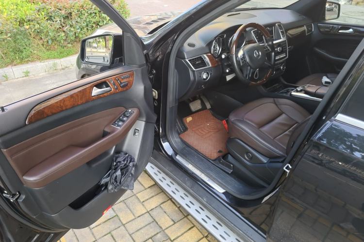 Used Mercedes-Benz M-Class 2012 ML 350 Luxury Edition