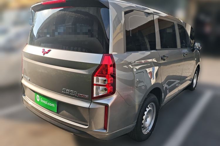 Used Wuling Hongguang PLUS 2020 1.5L Manual Standard Edition 5 Seats