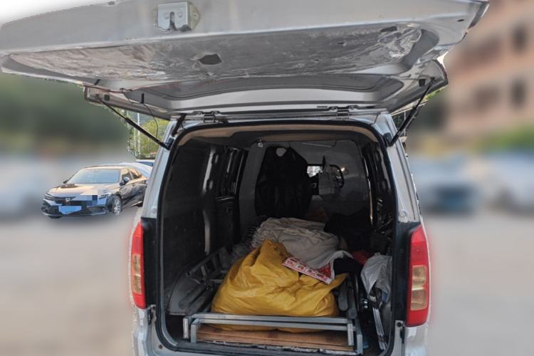 Used Wuling Hongguang V 2019 1.5L Jingqu Edition Sealed-Window Vehicle China VI LAR Trunk