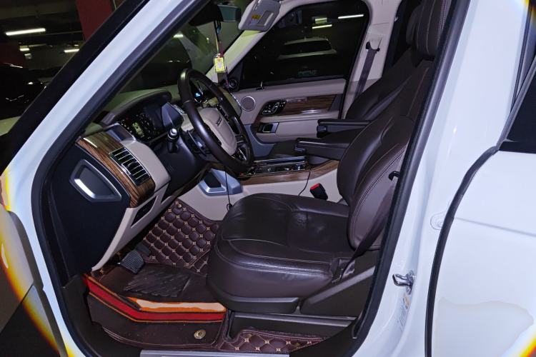 Used Land Rover Range 2018 3.0 SC V6 AB Prestige Extended Edition Left Front Seat