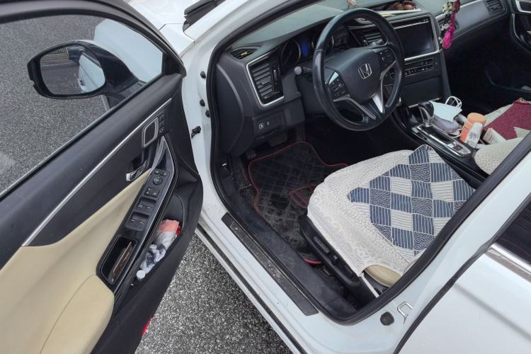 Used Honda Spirior 2015 2.0L Collector's Edition Driver Seat