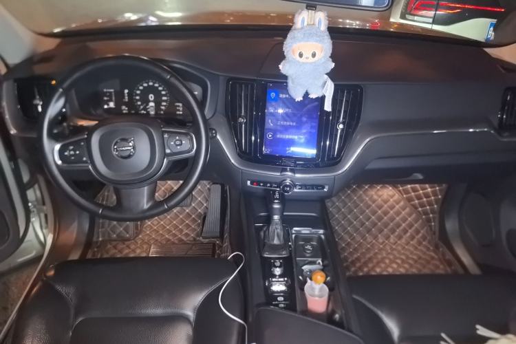 Used Volvo XC60 2018 T5 4x4 Zhiyi Edition