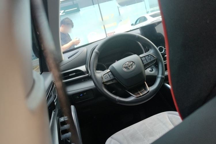 Used Toyota Highlander 2023 2.5L Smart Electric Hybrid Dual-Engine 4x4 Elite Edition 7 Seats Steering Wheel