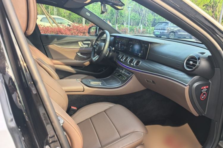 Used Mercedes-Benz E-Class New Energy 2022 Restyled E 350 e L Plug-in Hybrid Sports Sedan Interior 6