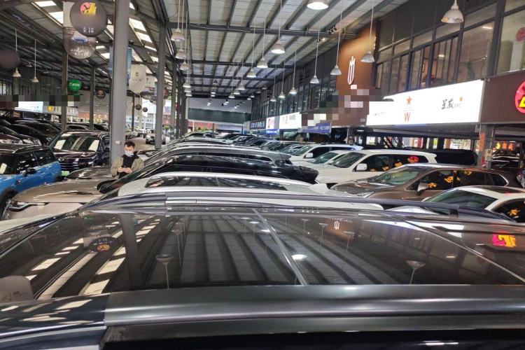 Used GAC Trumpchi GS8 2021 390T Two-Wheel-Drive Dark Knight Edition
